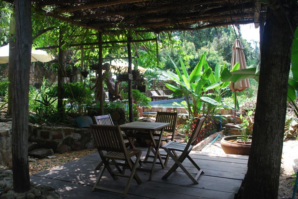Le Bout Du Monde - Khmer Lodge Kep Exterior photo
