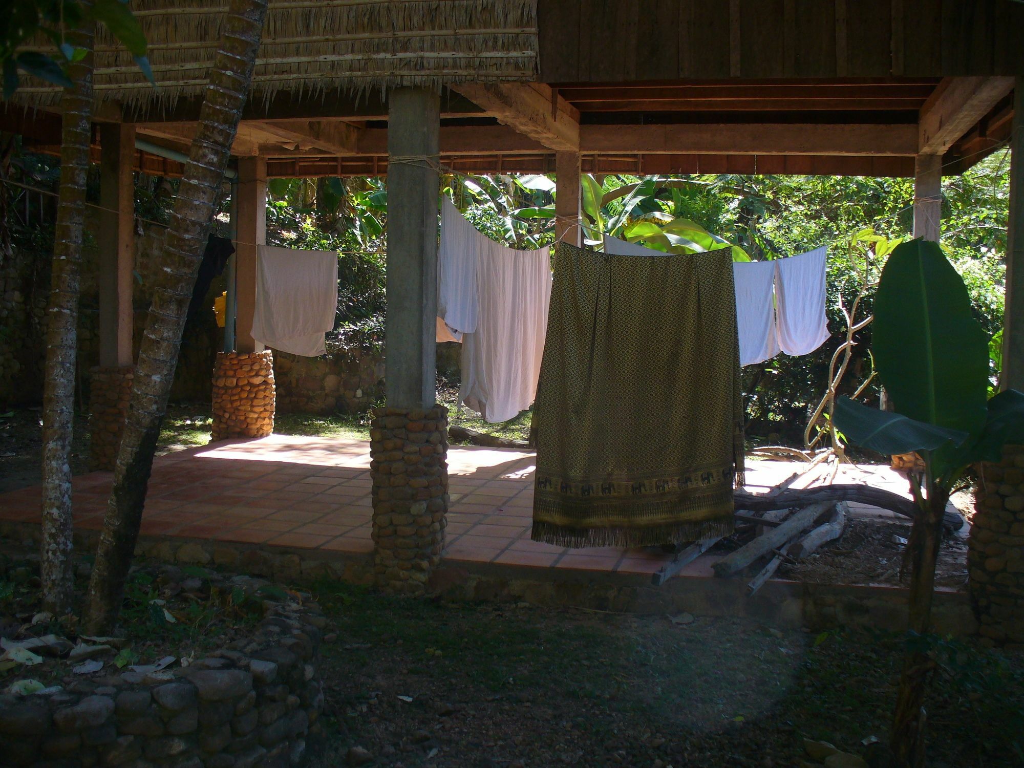 Le Bout Du Monde - Khmer Lodge Kep Exterior photo